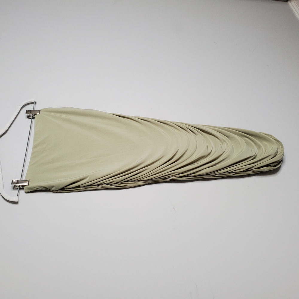 PRETTYLITTLETHING • Sage Green Slinky Second Skin Ruched Mini Skirt NEW Sz 8 - Picture 3 of 7